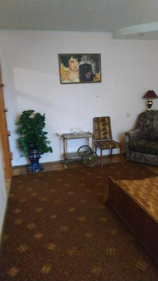 Flats Apartment Izyum Luaran gambar