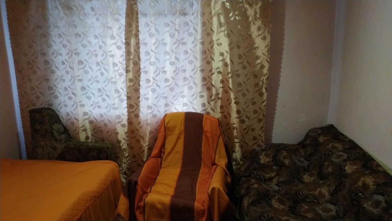 Flats Apartment Izyum Luaran gambar