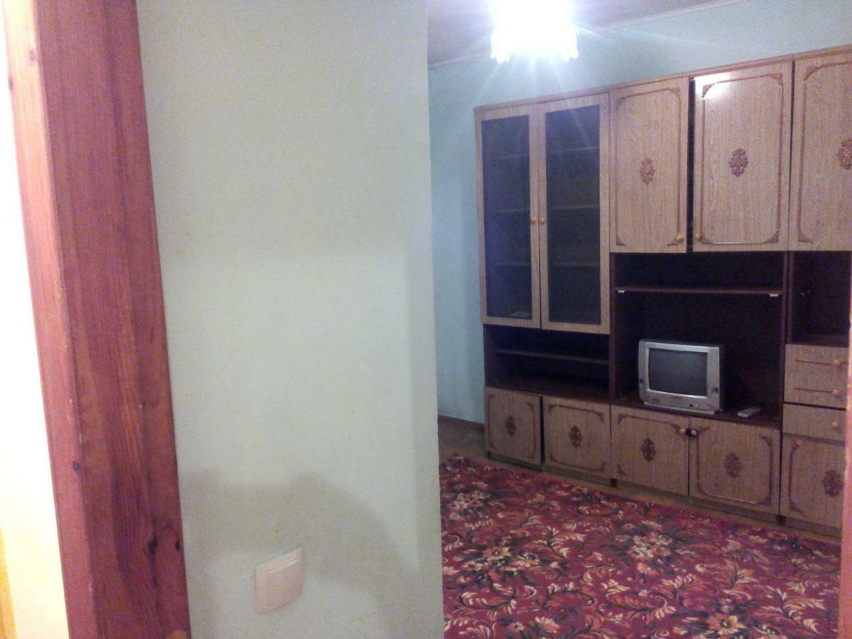 Flats Apartment Izyum Luaran gambar